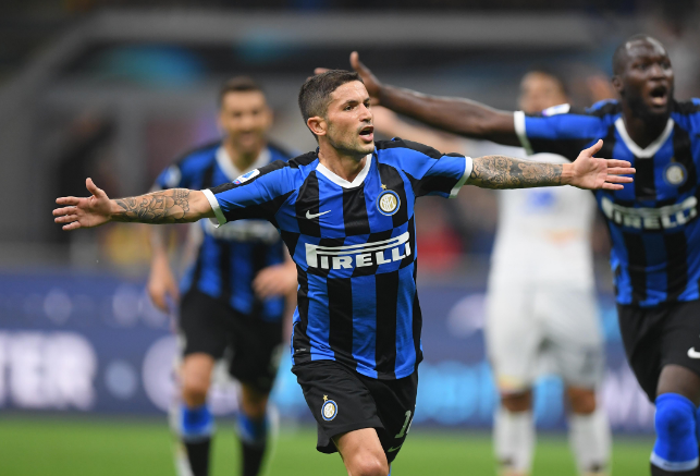 谁更强？ESPN对比15-16赛季库里和本赛季SGA数据（ESPN横评：2015-16库里 vs 本季SGA，谁更胜一筹？）