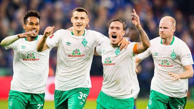 曼城主帅瓜迪奥拉盛赞哈兰德：10球成就“疯狂”（曼城主帅瓜迪奥拉：哈兰德10球表现堪称疯狂）