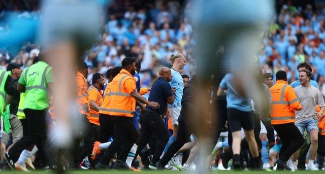 奥赖利：我们队内互相配合得很好；现在不会讨论争冠（奥赖利：队内默契十足，暂不谈争冠）