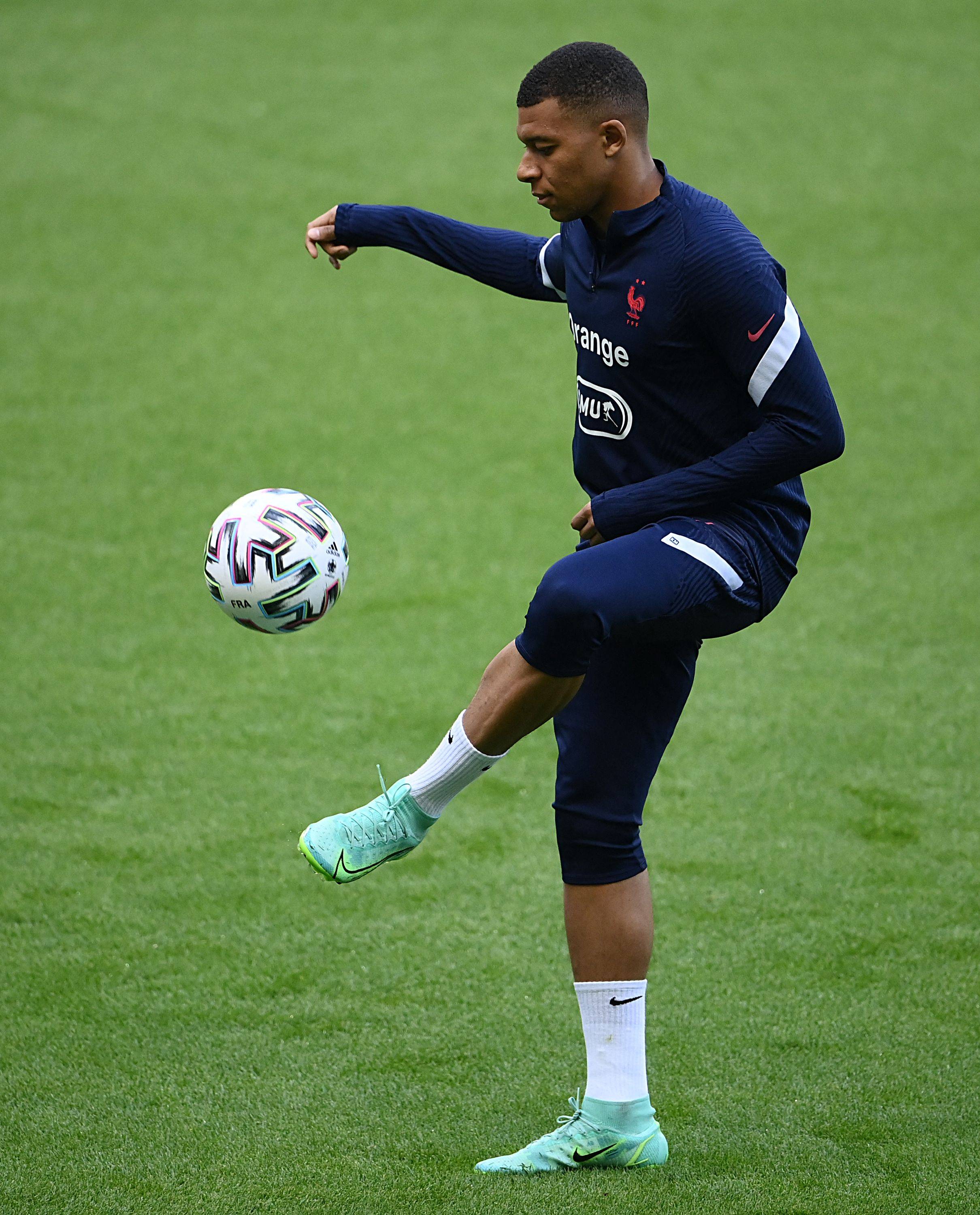 斯波：开场的领先没什么意义，你必须完成整节比赛和每个回合（斯波：开局领先不重要，关键是打完每节、做好每回合）