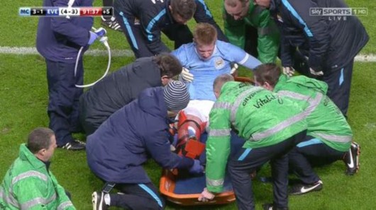 2025／26赛季英超：家中惊变！帕尔默脚趾撞伤缺阵三场（2025／26赛季英超：主场突发变故！帕尔默脚趾受伤将缺席三场）