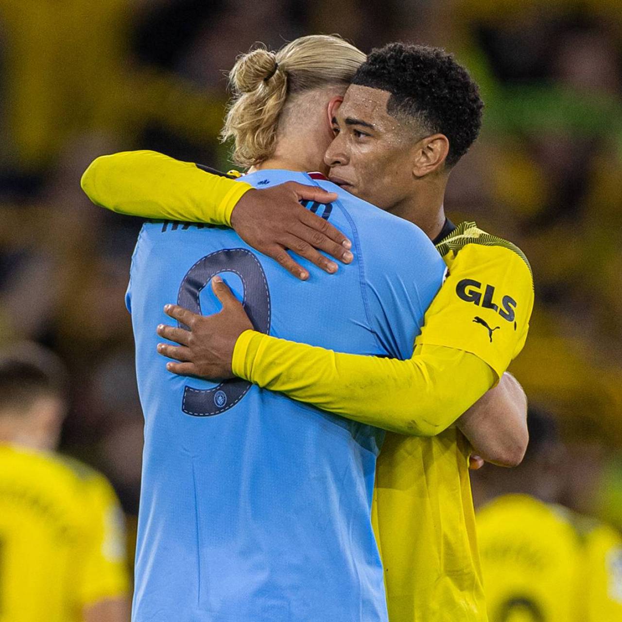 足球报：海牛资金有困难，但追加奖金第一时间就发到球队手中（足球报：海牛资金紧张，追加奖金已立刻发放到队里）