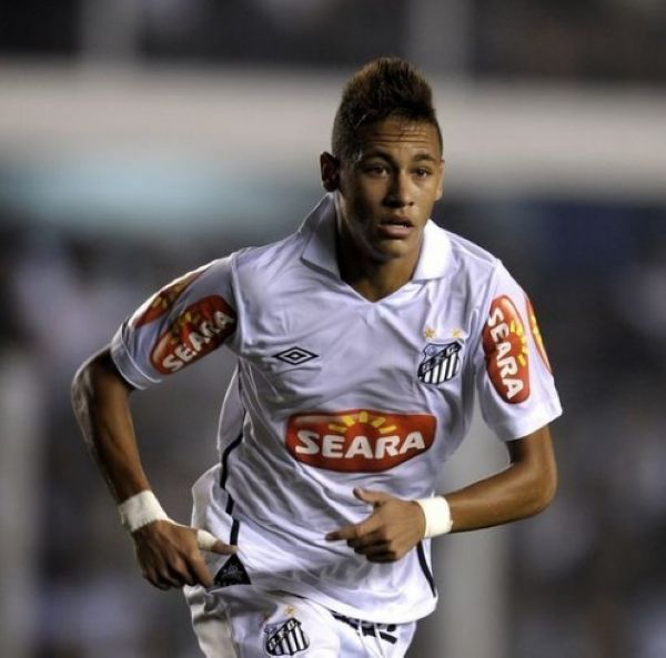 哈托告别阿贾克斯：无论我身在何处，我永远是阿贾克斯球迷（哈托与阿贾克斯惜别：无论身在何方，我永远是阿贾克斯拥趸）