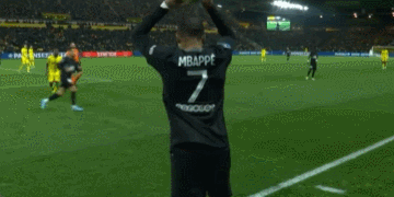 半场：热那亚1-1佛罗伦萨，厄斯蒂高破门，古德蒙德松点射（半场战报：热那亚1-1佛罗伦萨，厄斯蒂高建功，古德蒙德松点射）